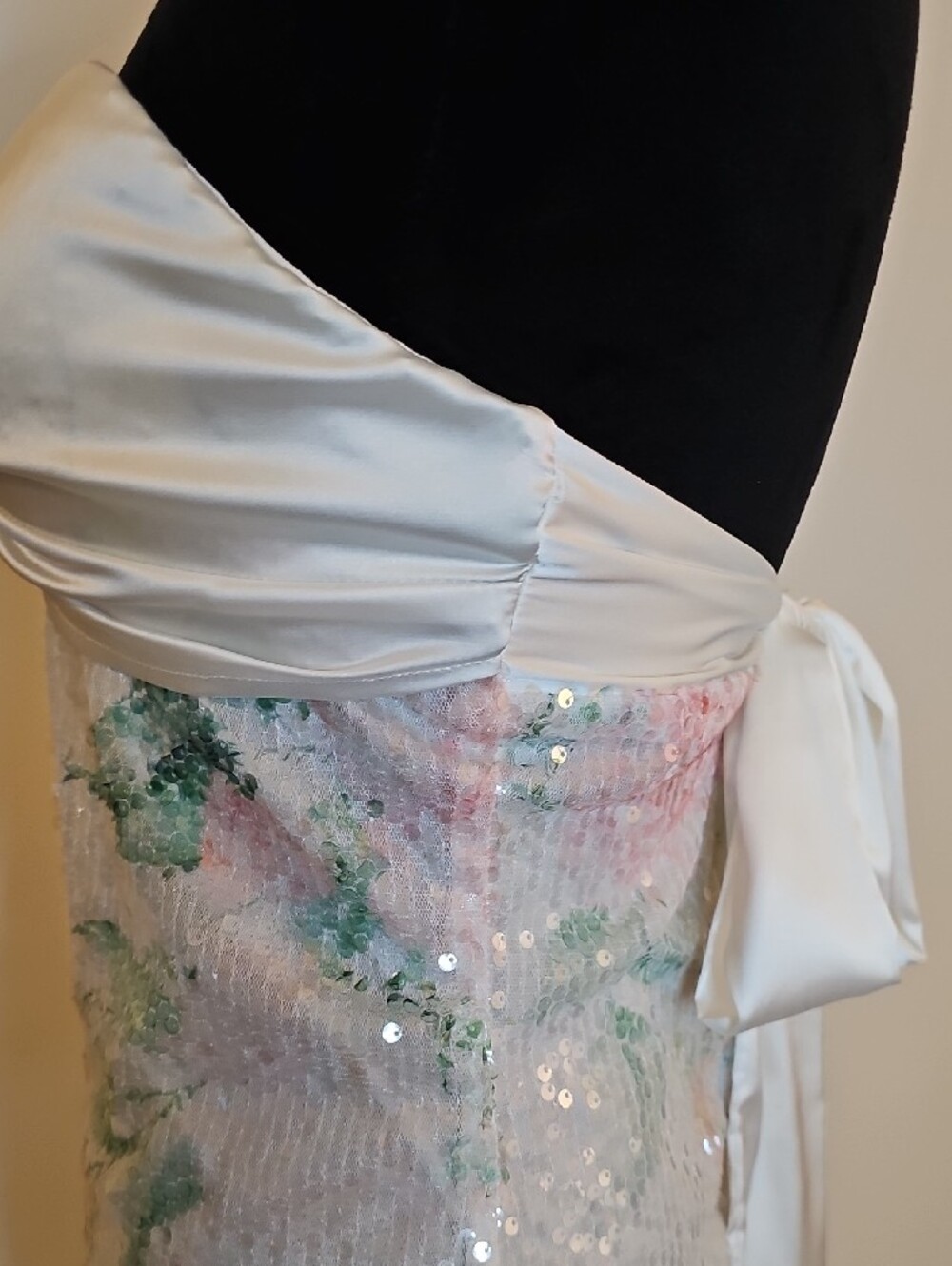 Strapless White Sequin Floral Mini Dress - Picture 4 of 8
